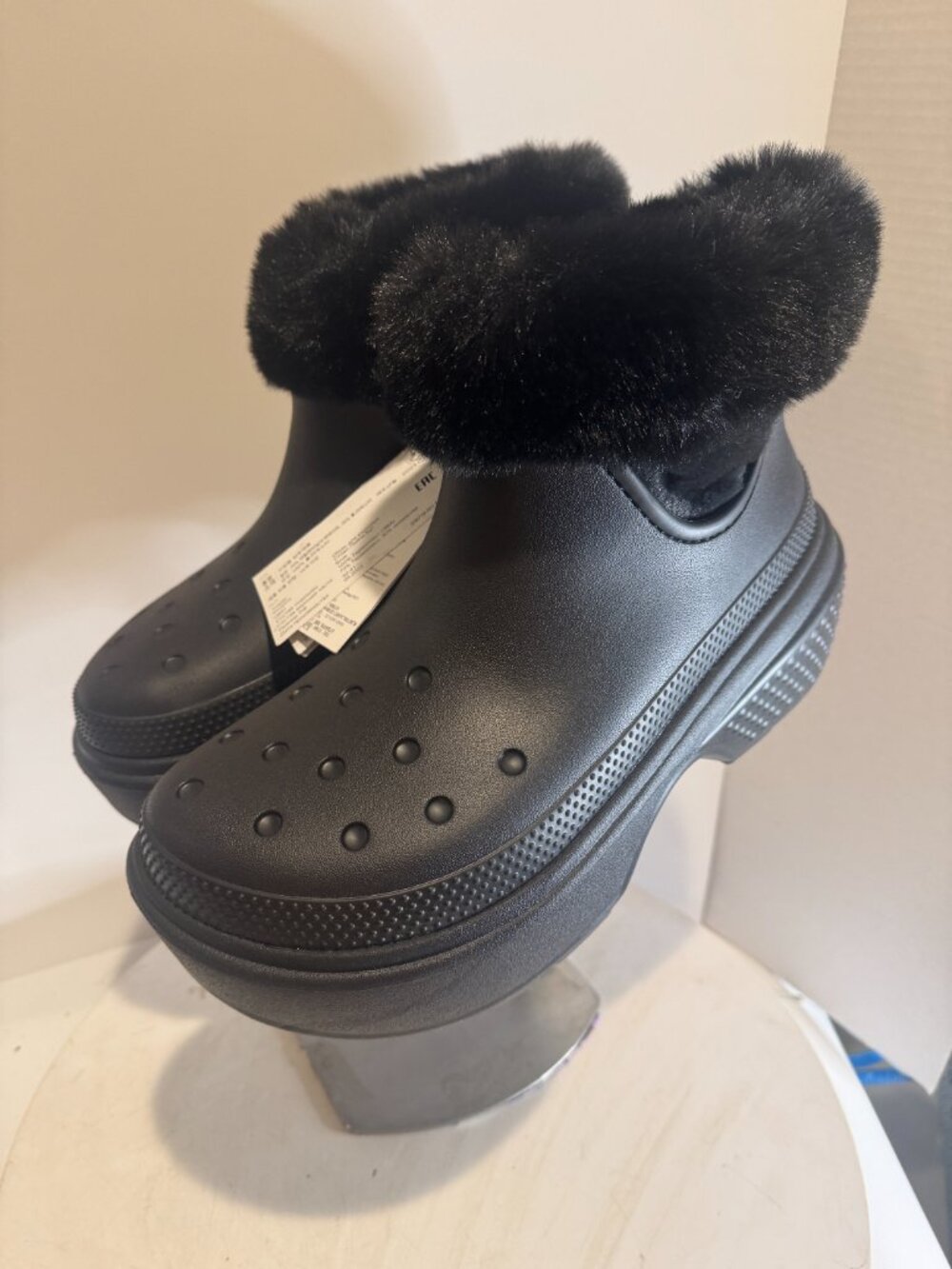 Crocs Unisex-Adult Stomp Lined Boots price is firm RUNS BIG